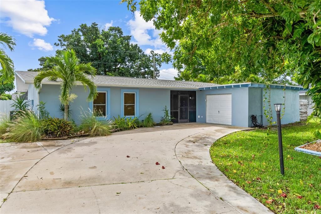 For Sale: $318,899 (3 beds, 2 baths, 1803 Square Feet)