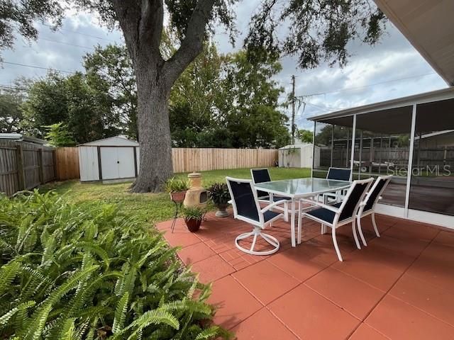 For Sale: $354,900 (2 beds, 1 baths, 1070 Square Feet)