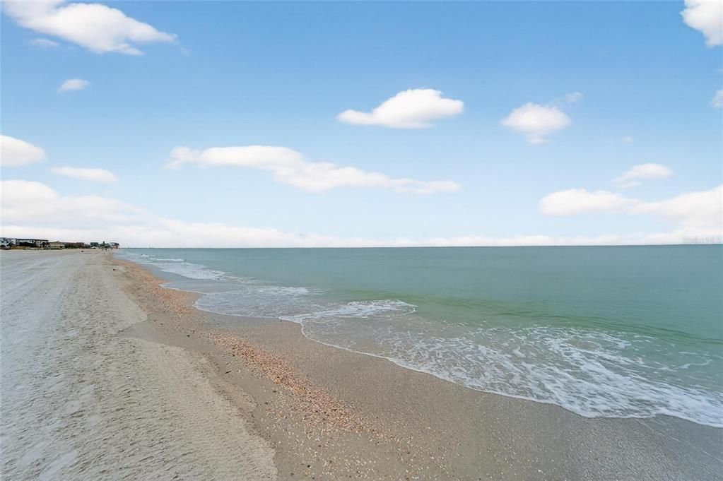 待售: $2,200,000 (0.15 acres)