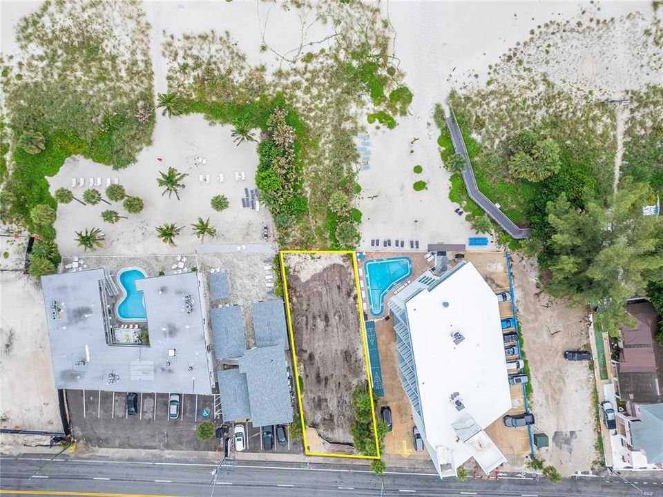 待售: $2,200,000 (0.15 acres)