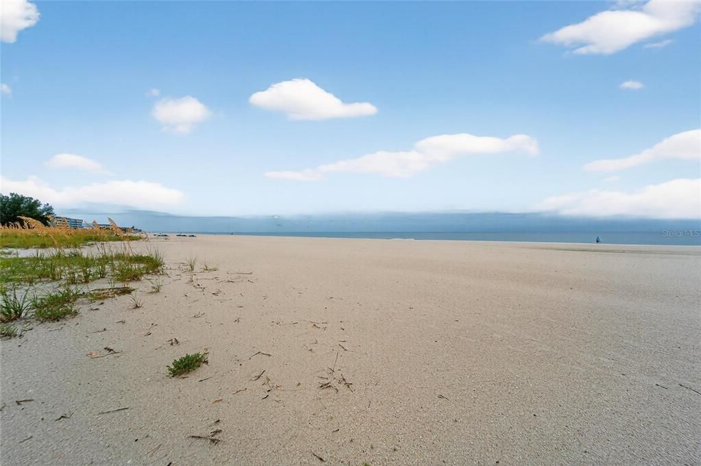 待售: $2,200,000 (0.15 acres)