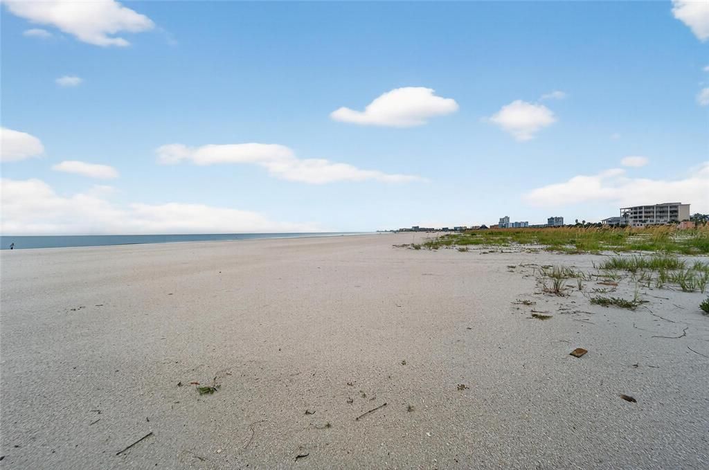 待售: $2,200,000 (0.15 acres)