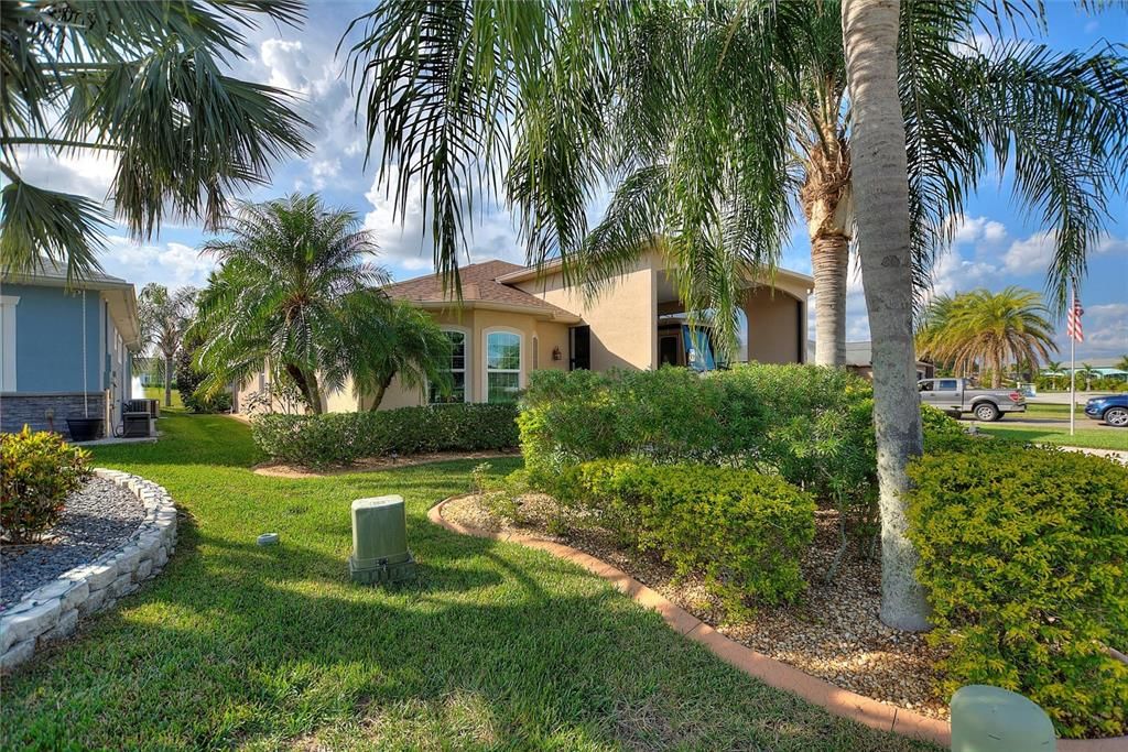 На продажу: $475,000 (1 спален, 2 ванн, 1240 Квадратных фут)