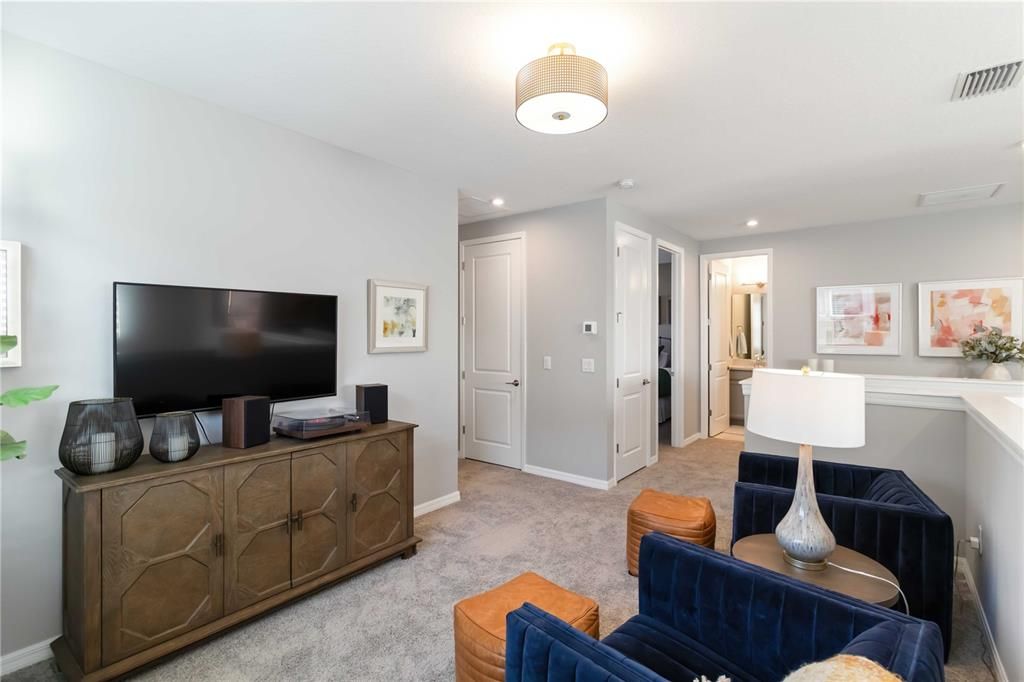 待售: $779,000 (4 贝兹, 3 浴室, 2582 平方英尺)