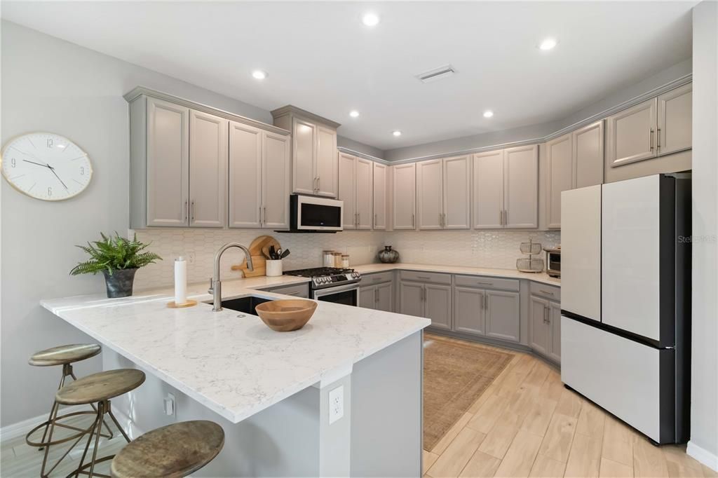 待售: $779,000 (4 贝兹, 3 浴室, 2582 平方英尺)