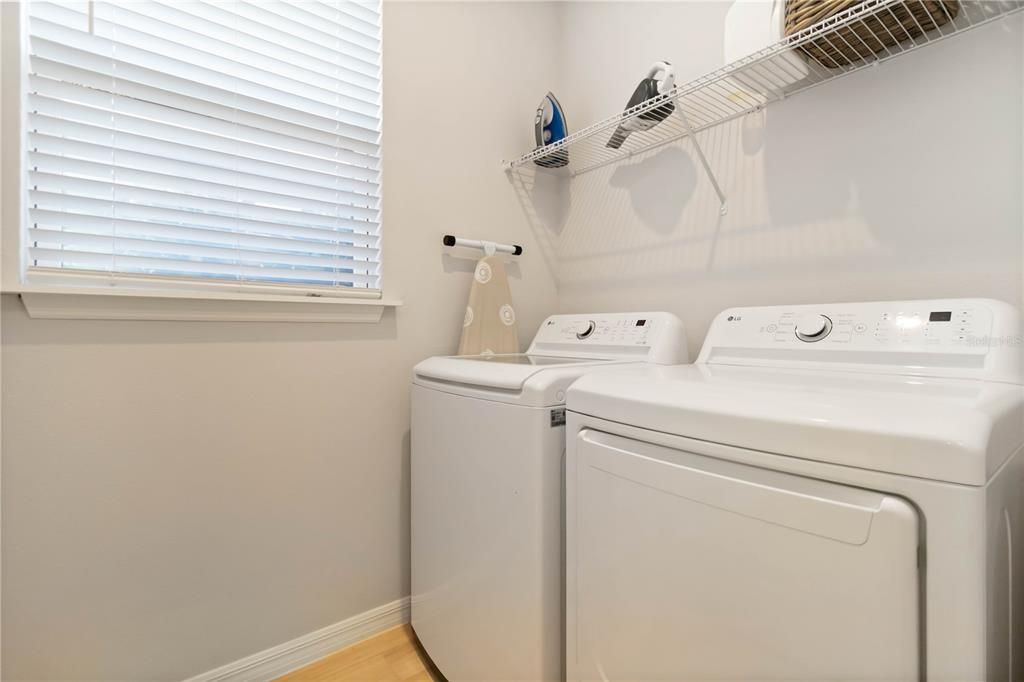 待售: $779,000 (4 贝兹, 3 浴室, 2582 平方英尺)