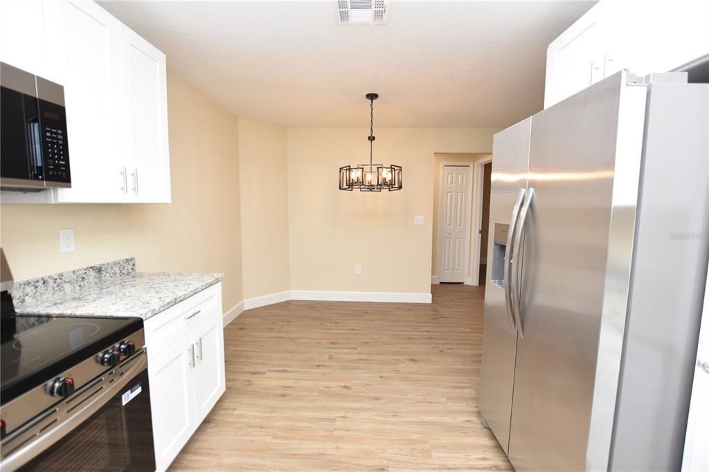 En Renta: $1,599 (3 camas, 2 baños, 1108 Pies cuadrados)