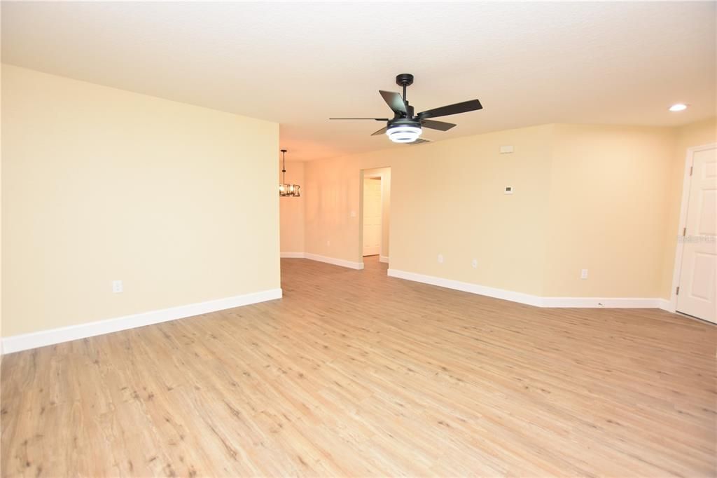 En Renta: $1,599 (3 camas, 2 baños, 1108 Pies cuadrados)