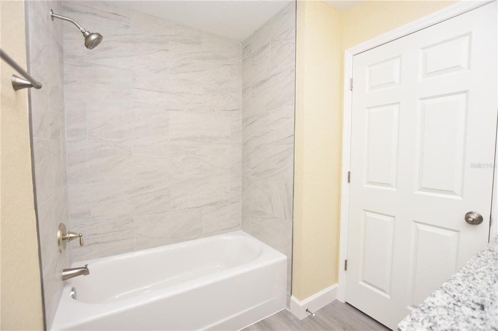 出租: $1,599 (3 贝兹, 2 浴室, 1108 平方英尺)