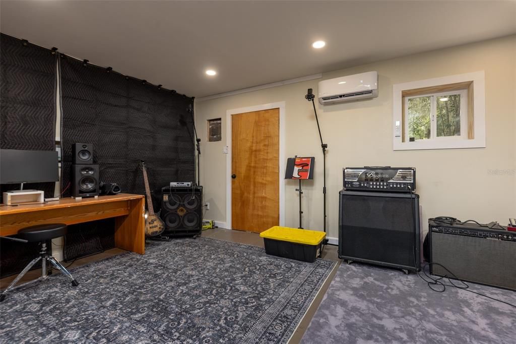 待售: $675,000 (4 贝兹, 3 浴室, 2340 平方英尺)