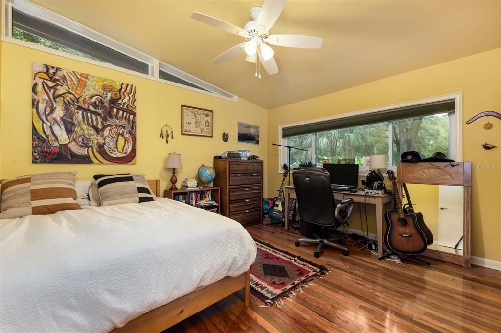 待售: $675,000 (4 贝兹, 3 浴室, 2340 平方英尺)