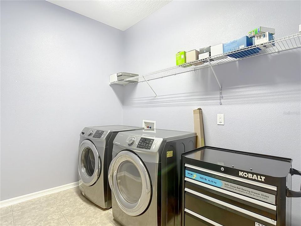 For Sale: $550,000 (5 beds, 3 baths, 3355 Square Feet)