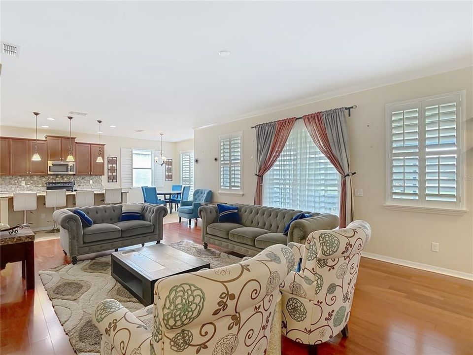 For Sale: $550,000 (5 beds, 3 baths, 3355 Square Feet)