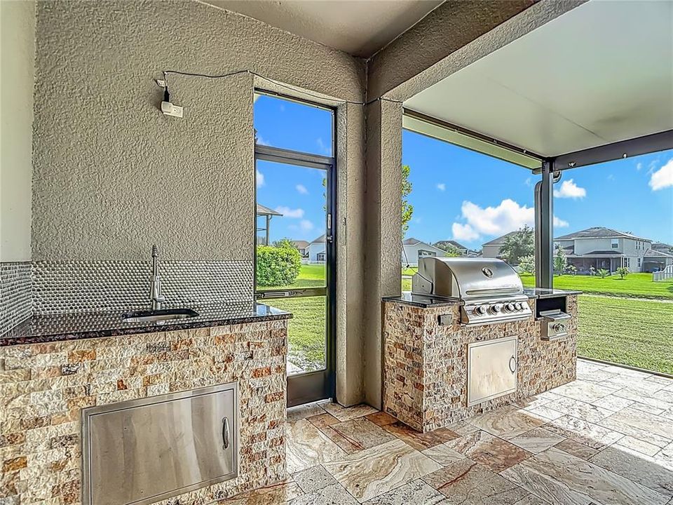 For Sale: $550,000 (5 beds, 3 baths, 3355 Square Feet)