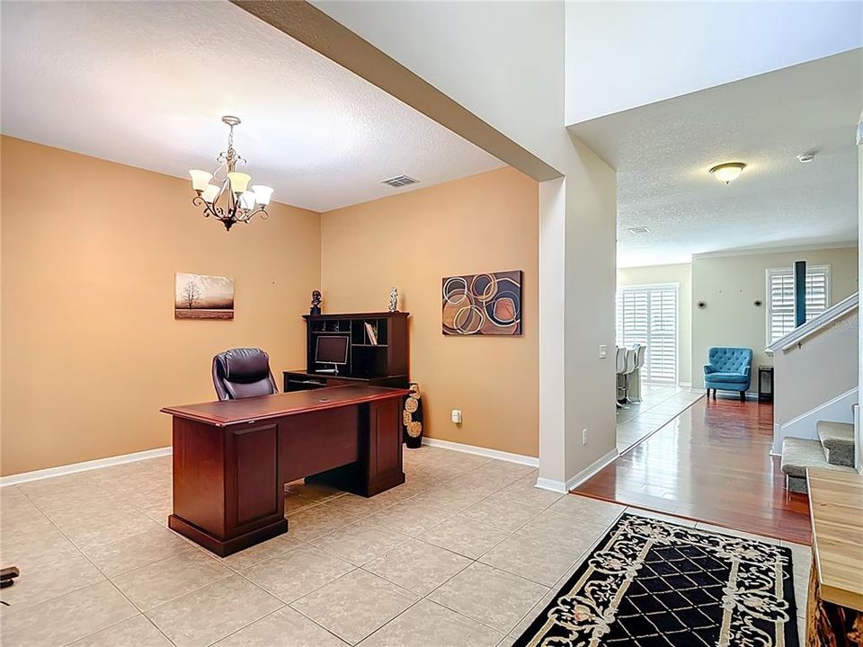 For Sale: $550,000 (5 beds, 3 baths, 3355 Square Feet)