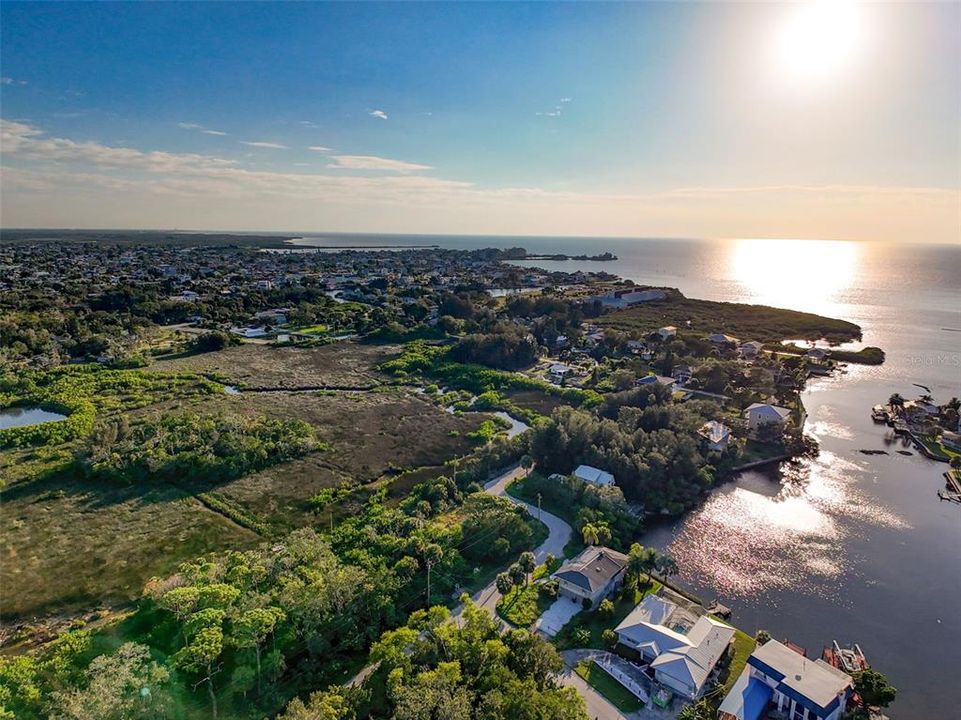 待售: $44,000 (0.14 acres)