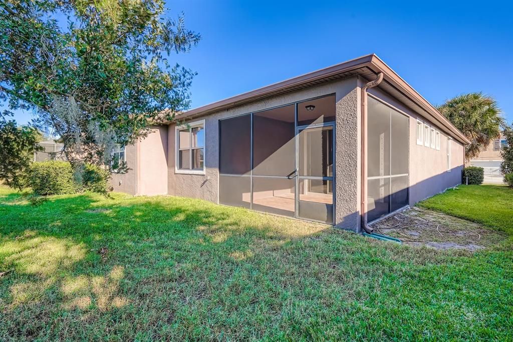 待售: $370,000 (4 贝兹, 2 浴室, 2007 平方英尺)