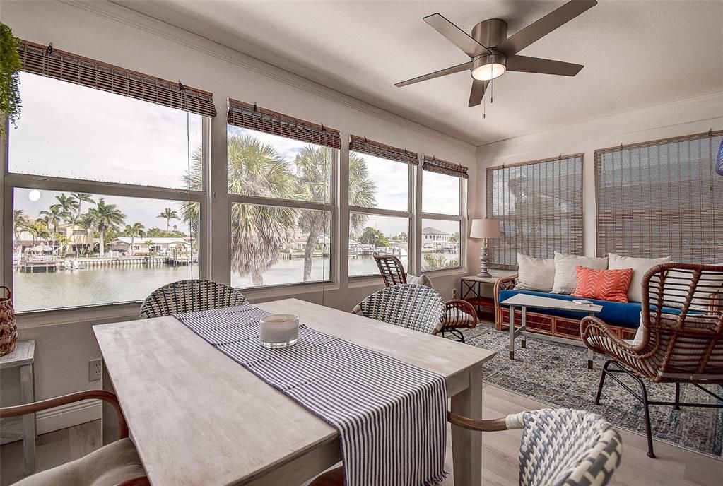 For Sale: $360,000 (1 beds, 1 baths, 684 Square Feet)