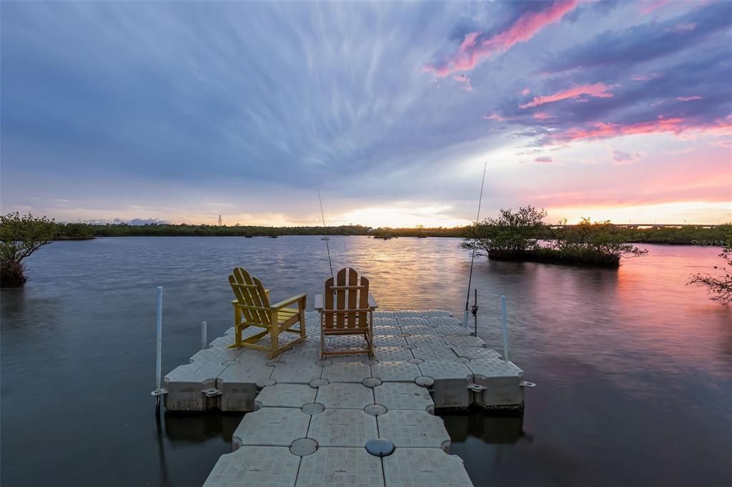 待售: $1,095,000 (4 贝兹, 2 浴室, 2721 平方英尺)