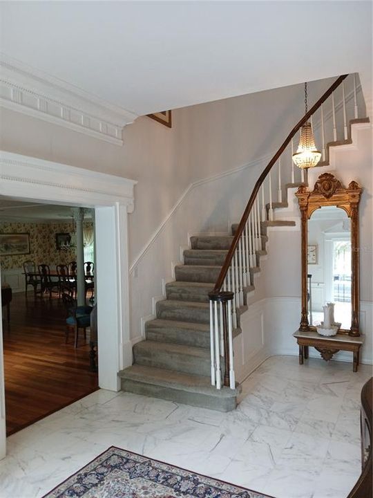 En Venta: $1,175,000 (4 camas, 4 baños, 4910 Pies cuadrados)