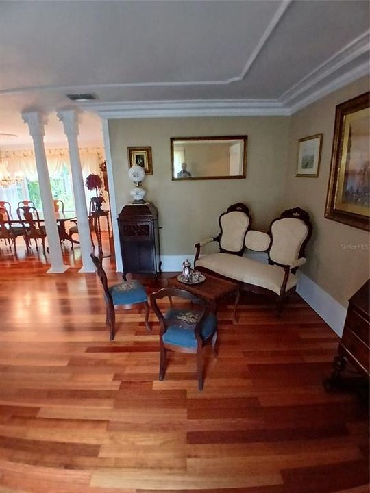 En Venta: $1,175,000 (4 camas, 4 baños, 4910 Pies cuadrados)