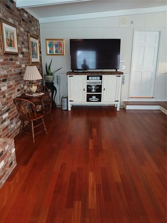 En Venta: $1,175,000 (4 camas, 4 baños, 4910 Pies cuadrados)