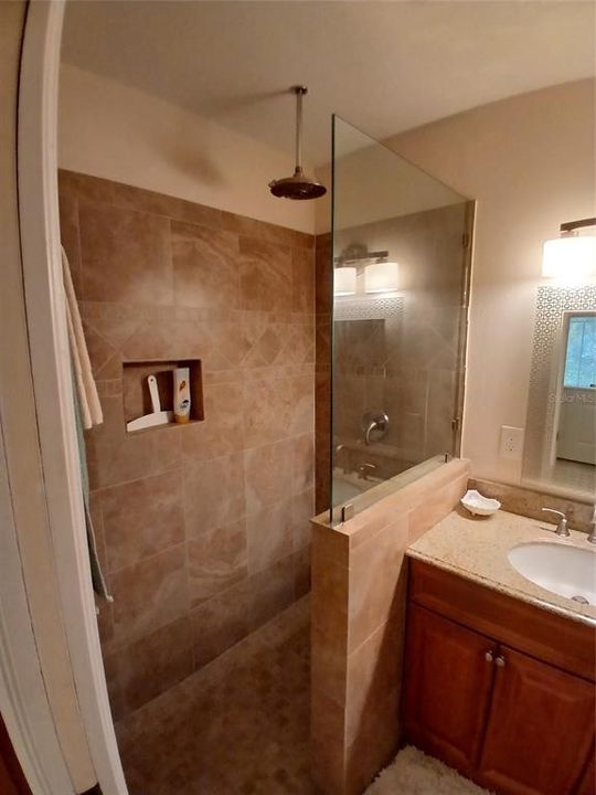 En Venta: $1,175,000 (4 camas, 4 baños, 4910 Pies cuadrados)