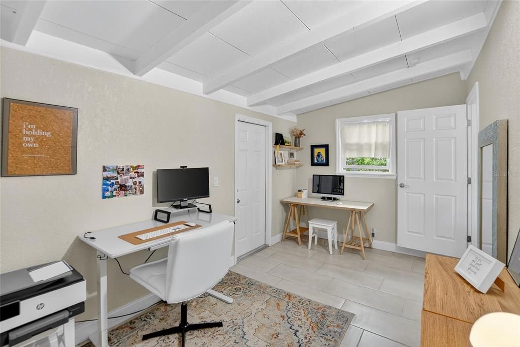 For Rent: $2,500 (3 beds, 2 baths, 1125 Square Feet)