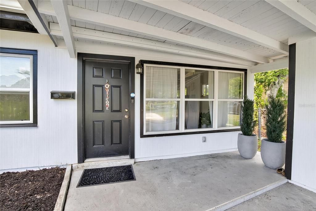 For Rent: $2,500 (3 beds, 2 baths, 1125 Square Feet)