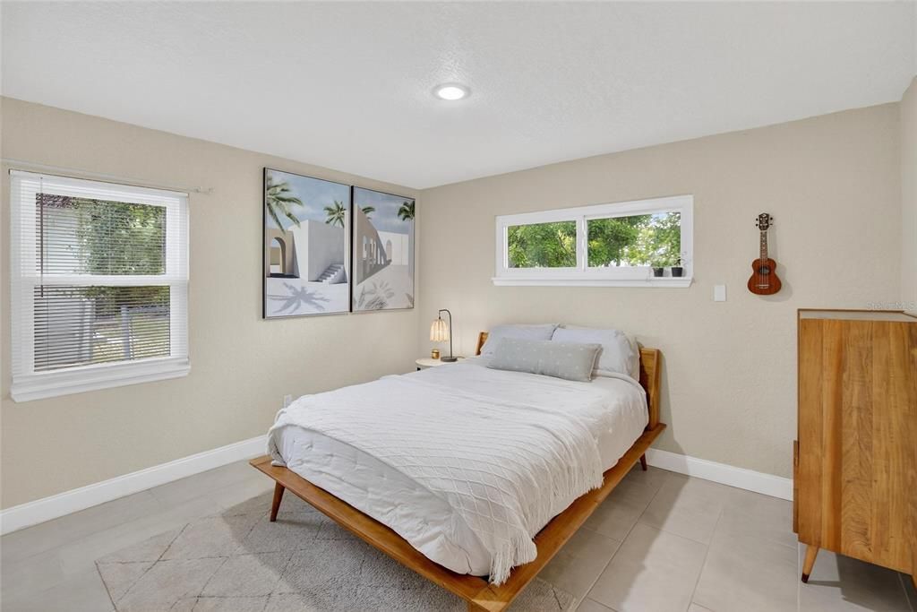 For Rent: $2,500 (3 beds, 2 baths, 1125 Square Feet)