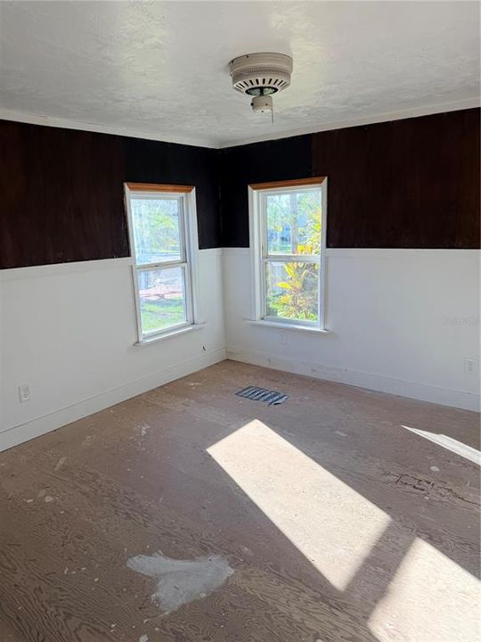 На продажу: $210,000 (2 спален, 2 ванн, 1056 Квадратных фут)