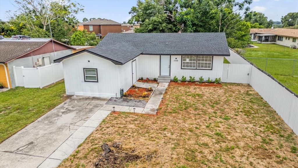 出租: $2,000 (3 贝兹, 2 浴室, 1120 平方英尺)