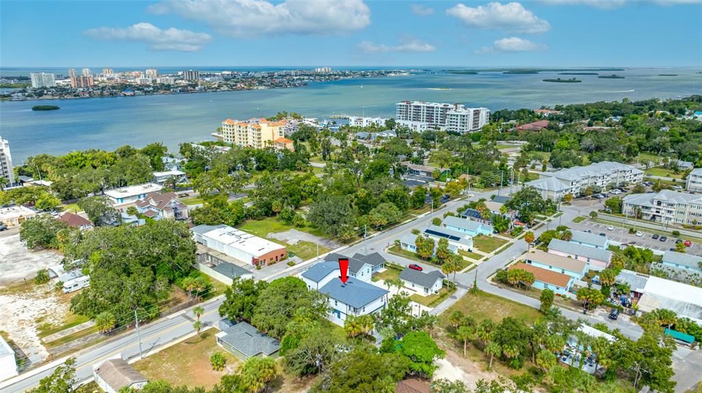 Activo con contrato: $2,000 (1 camas, 1 baños, 400 Pies cuadrados)