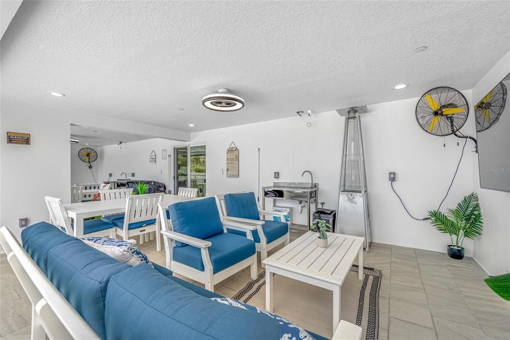 Activo con contrato: $2,000 (1 camas, 1 baños, 400 Pies cuadrados)