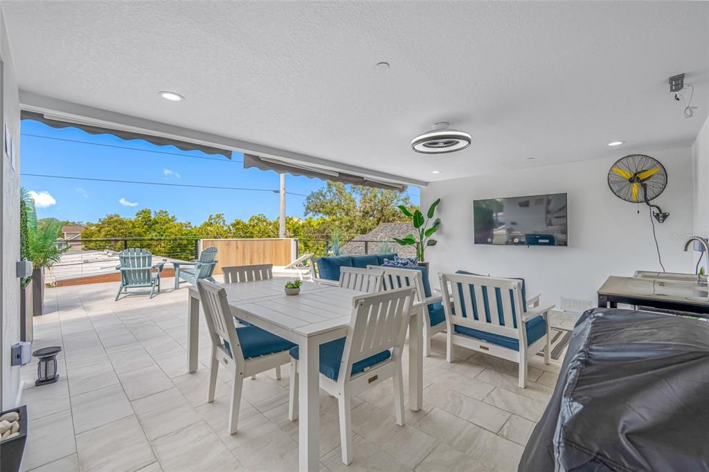 Activo con contrato: $2,000 (1 camas, 1 baños, 400 Pies cuadrados)