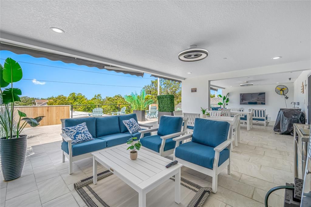 Activo con contrato: $2,000 (1 camas, 1 baños, 400 Pies cuadrados)