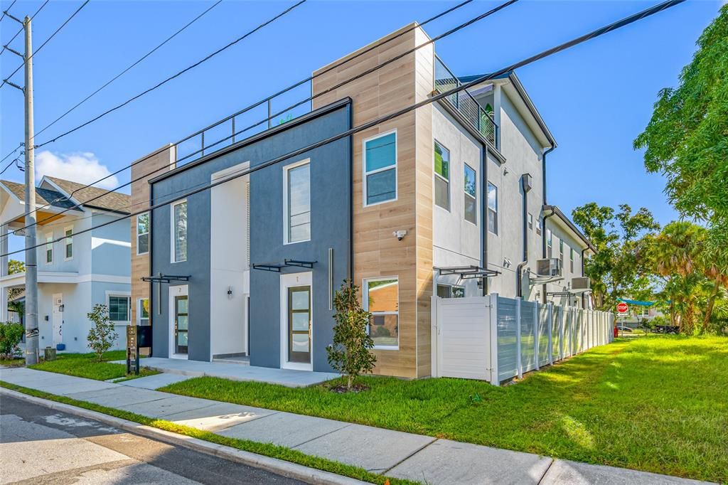 Activo con contrato: $2,000 (1 camas, 1 baños, 400 Pies cuadrados)