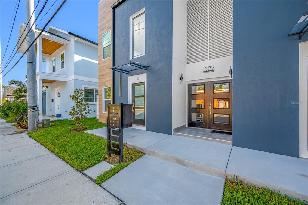 Activo con contrato: $2,000 (1 camas, 1 baños, 400 Pies cuadrados)