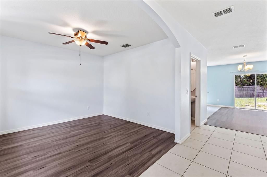 For Sale: $365,000 (4 beds, 2 baths, 2487 Square Feet)