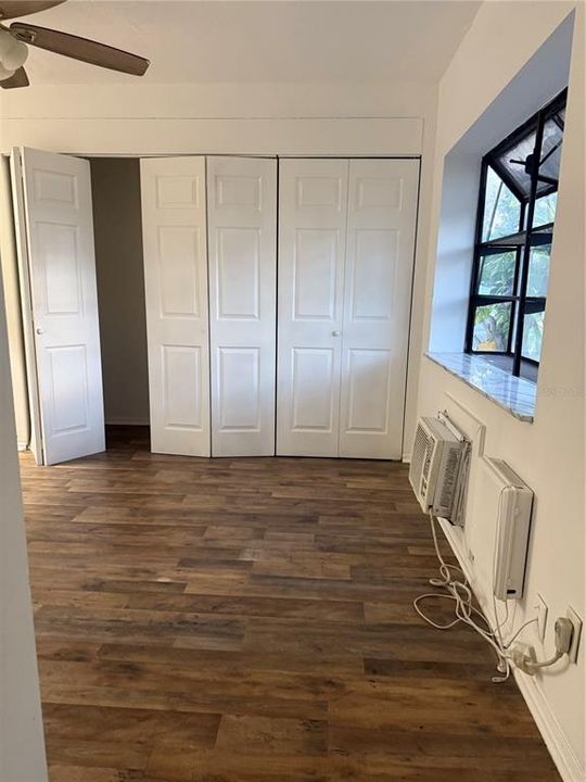 出租: $1,100 (1 贝兹, 1 浴室, 511 平方英尺)