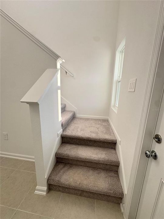 For Rent: $2,300 (5 beds, 2 baths, 2326 Square Feet)