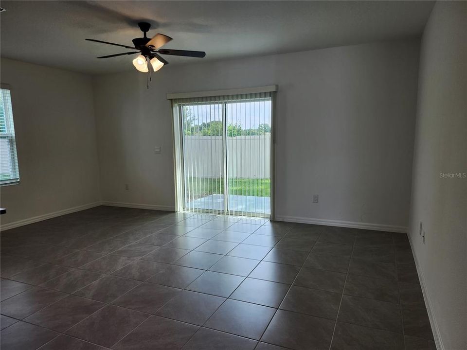 出租: $2,500 (3 贝兹, 2 浴室, 1488 平方英尺)