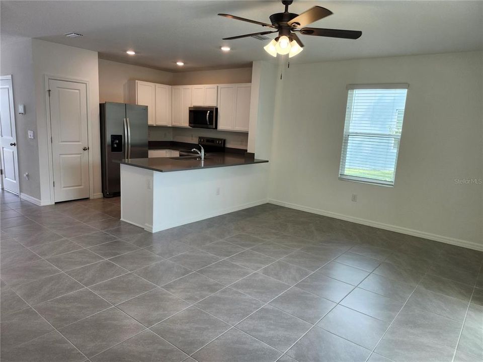 出租: $2,500 (3 贝兹, 2 浴室, 1488 平方英尺)