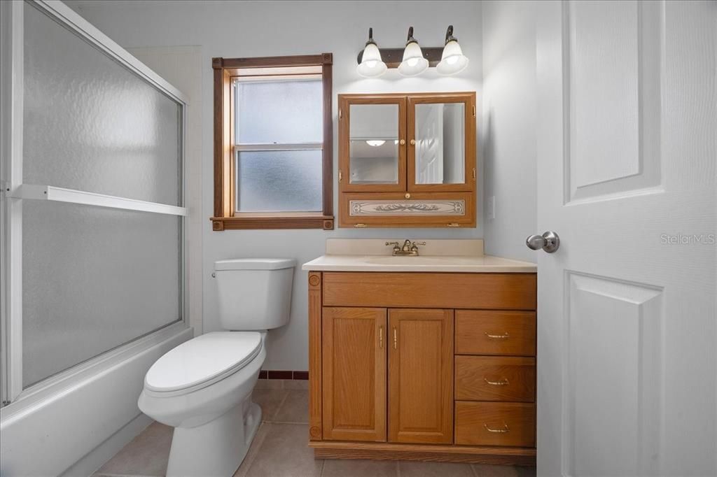 En Venta: $384,990 (3 camas, 2 baños, 1530 Pies cuadrados)