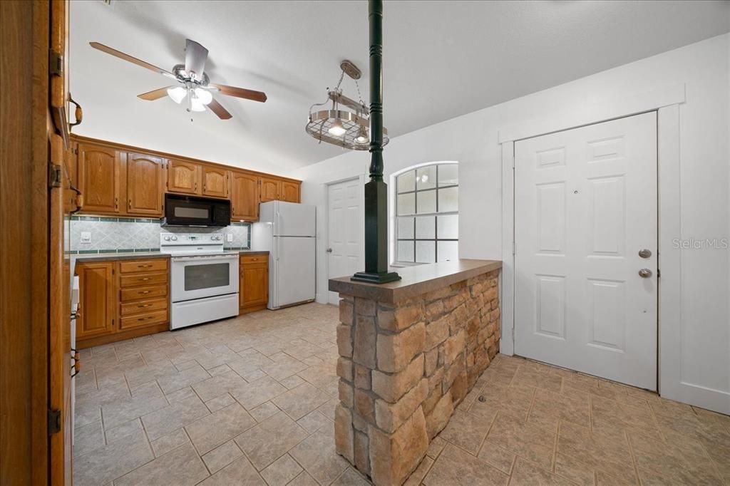 En Venta: $384,990 (3 camas, 2 baños, 1530 Pies cuadrados)