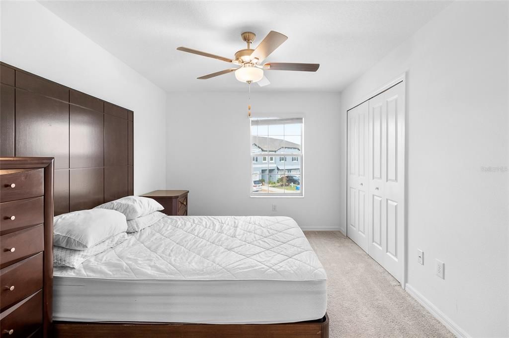 En Renta: $2,200 (3 camas, 2 baños, 2114 Pies cuadrados)