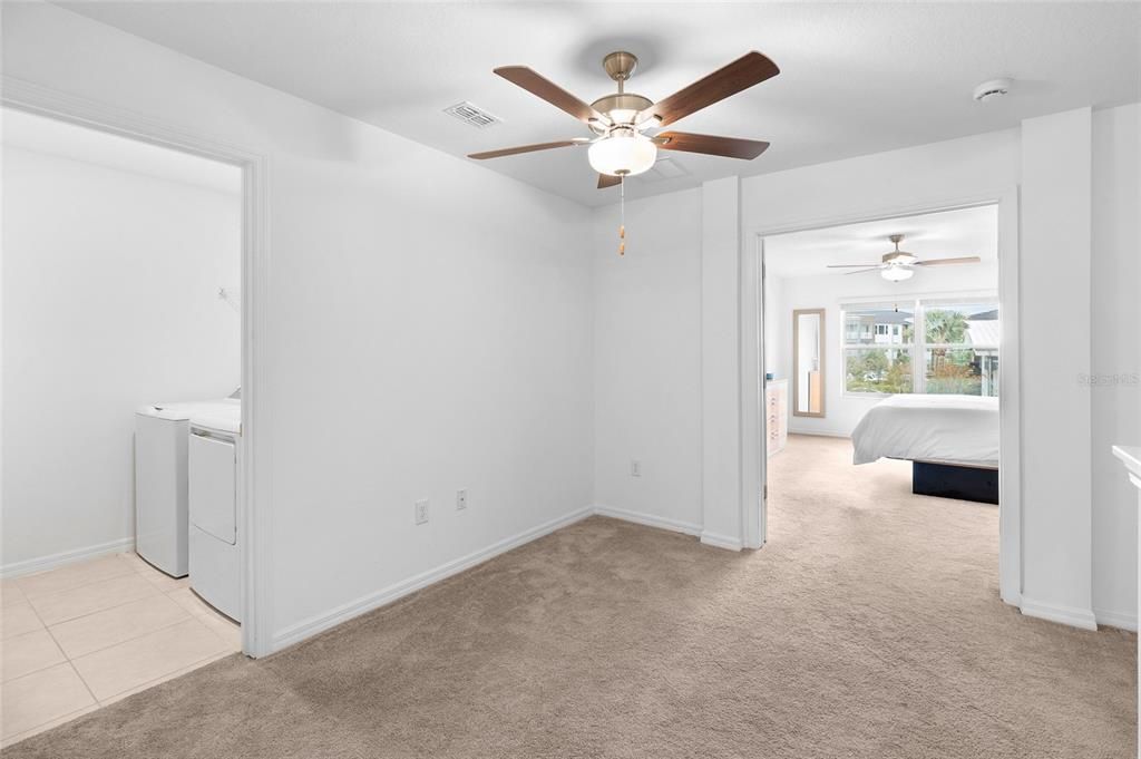 En Renta: $2,200 (3 camas, 2 baños, 2114 Pies cuadrados)