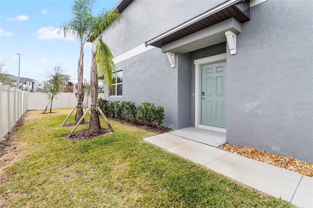 En Renta: $2,200 (3 camas, 2 baños, 2114 Pies cuadrados)