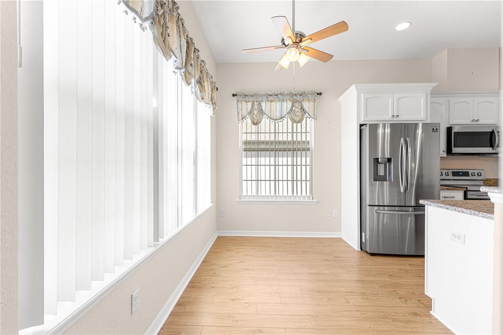 For Sale: $429,900 (3 beds, 2 baths, 1955 Square Feet)