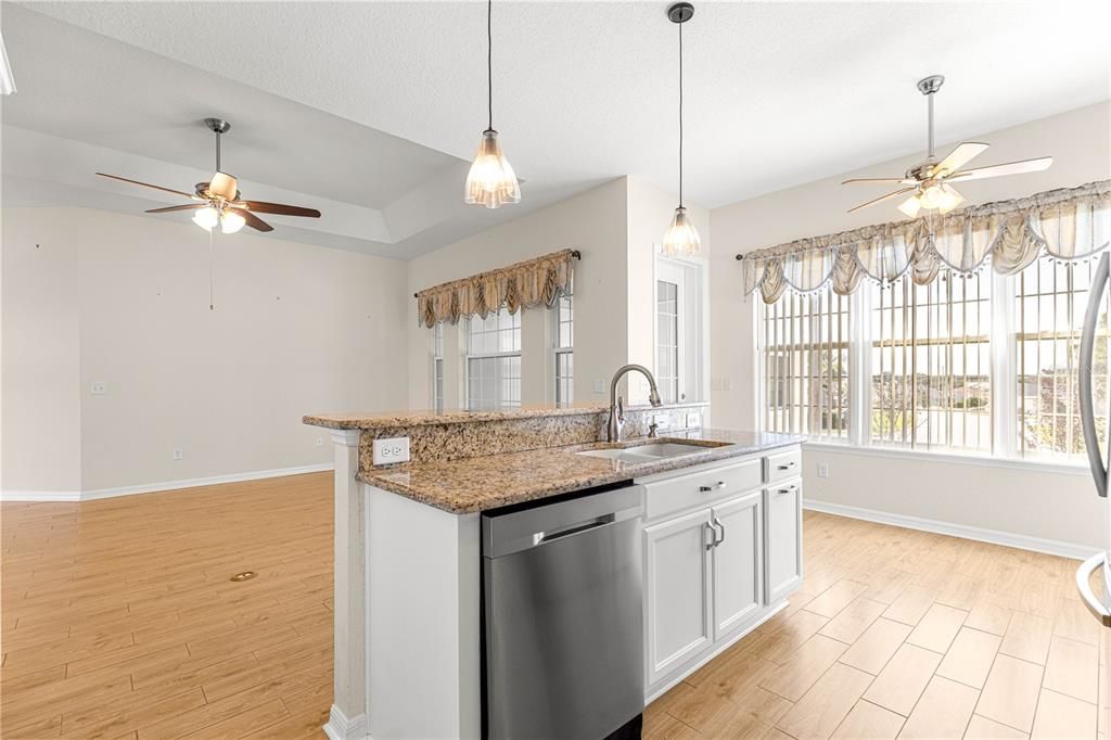 For Sale: $429,900 (3 beds, 2 baths, 1955 Square Feet)